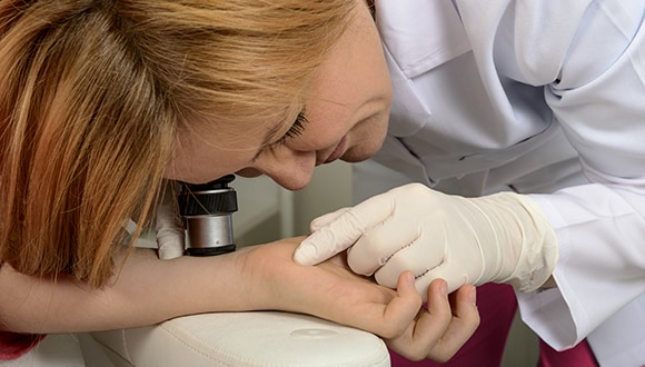 Annual skin cancer checks can detect changes in the skin early.