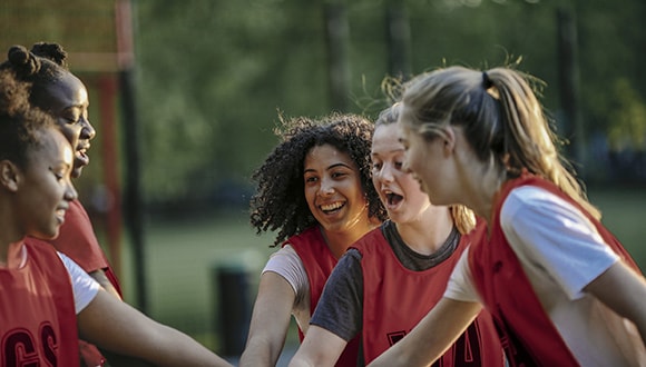 boost kids mental health with team sports