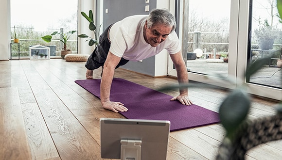 StandingTall eHealth balance exercise to foster mobility and prevent falls